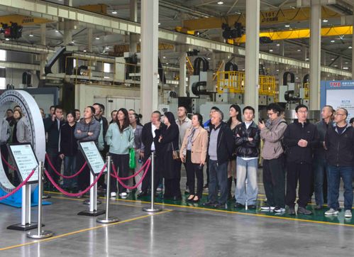 成都四商會(huì)組織企業(yè)赴天馬精密共學(xué)標(biāo)桿對接資源